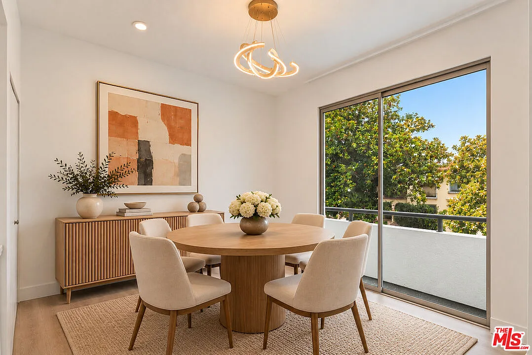 2 bed, 2.0 bath, $3,795 — Photo 2