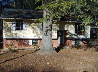 654 Caribbean Dr, Forest Park, GA 30297