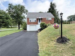 203 Holyoke Rd, Butler, PA 16001