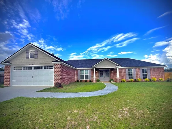 4097 Setterpointe Dr, Valdosta, GA 31601