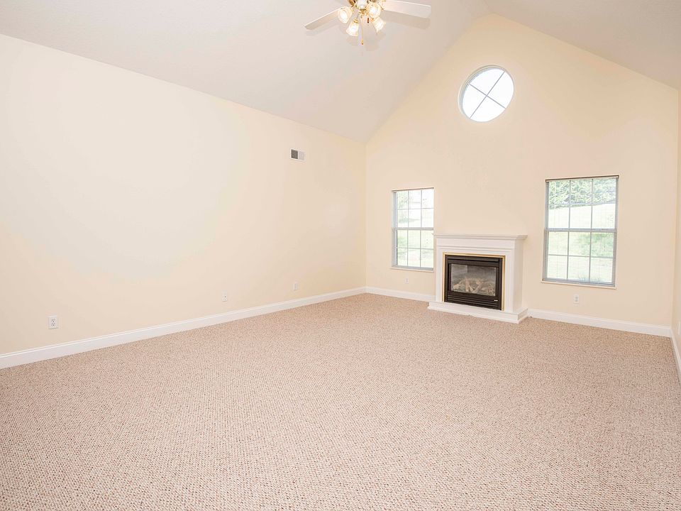 1st image of 2601 Knob Creek Ln
