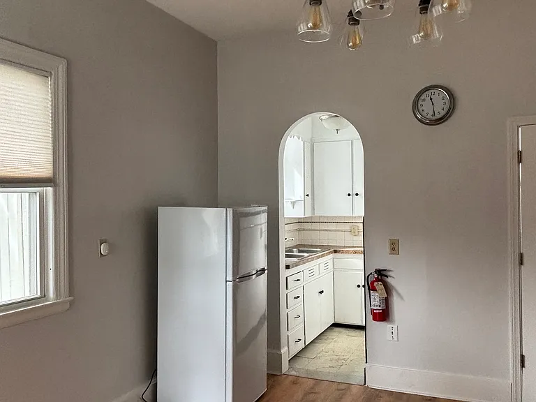 26 Hart St #1 — Photo 9