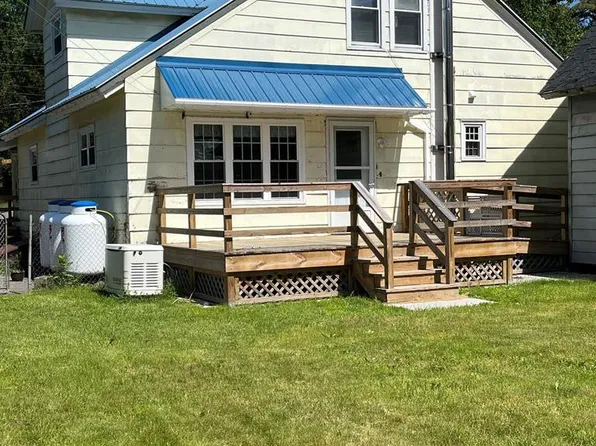 1 Pennsylvania Ave, Cranberry Lake, NY 12927