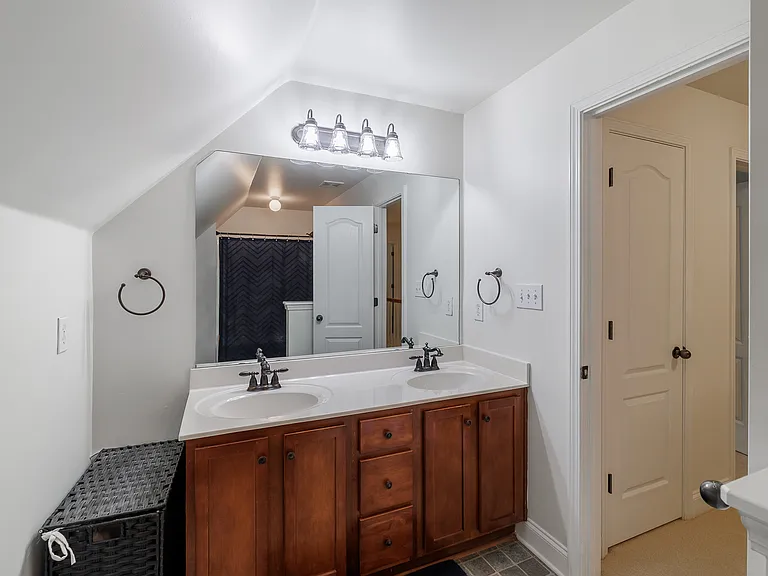 530 Edgewood Dr — Photo 21