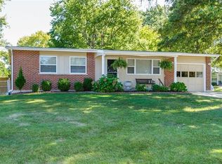 137 Becky Thatcher Dr, Saint Charles, MO 63303