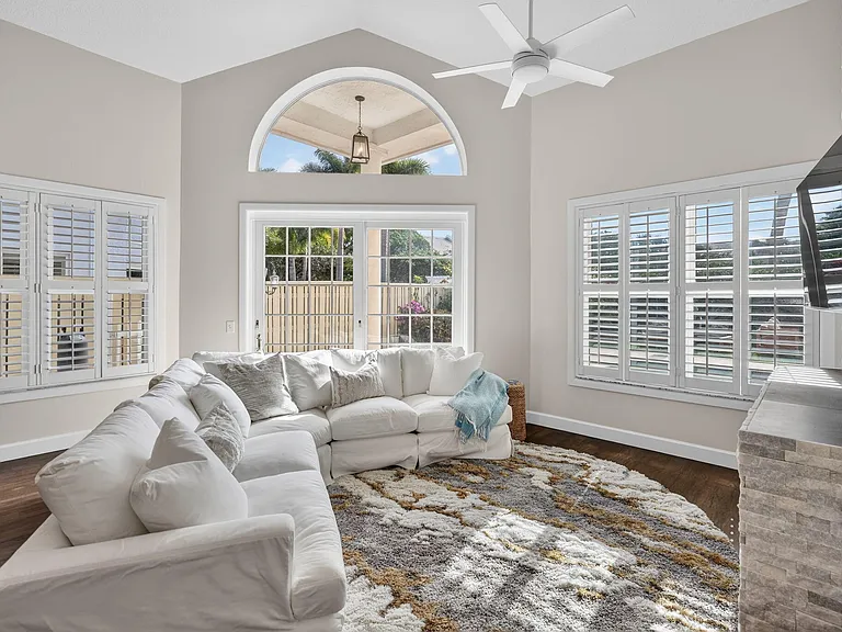 3069 Mainsail Cir — Photo 102