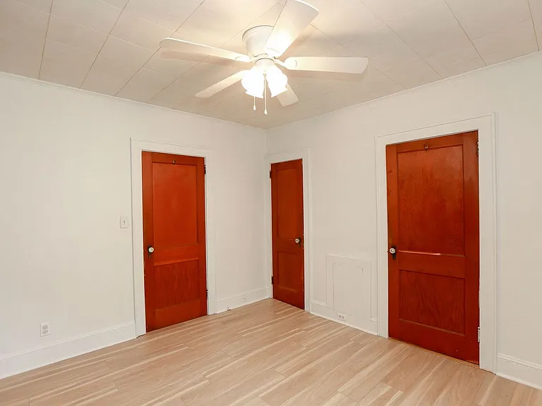 768 Mayfield Ave — Photo 23