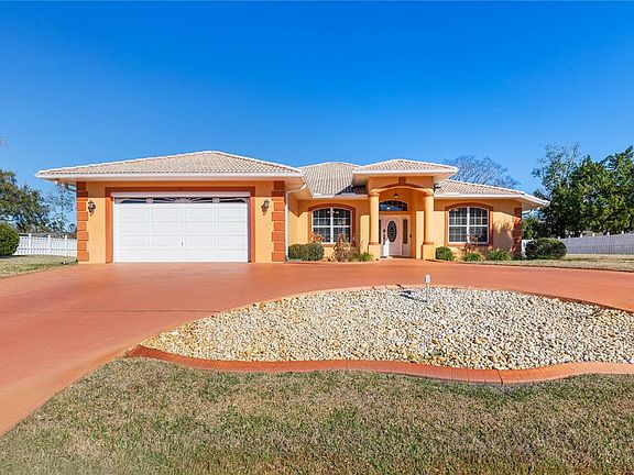 3rd image of 34 WOODFIELD DRIVE