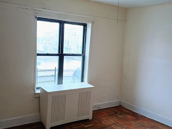 5th image of 56 Fairview St #1F