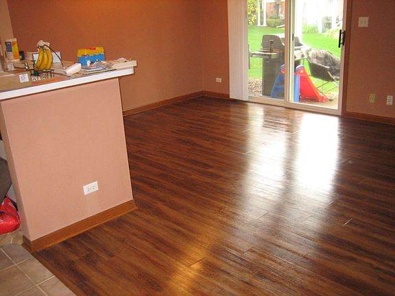 3rd image of 1369 Ashbury Ln E