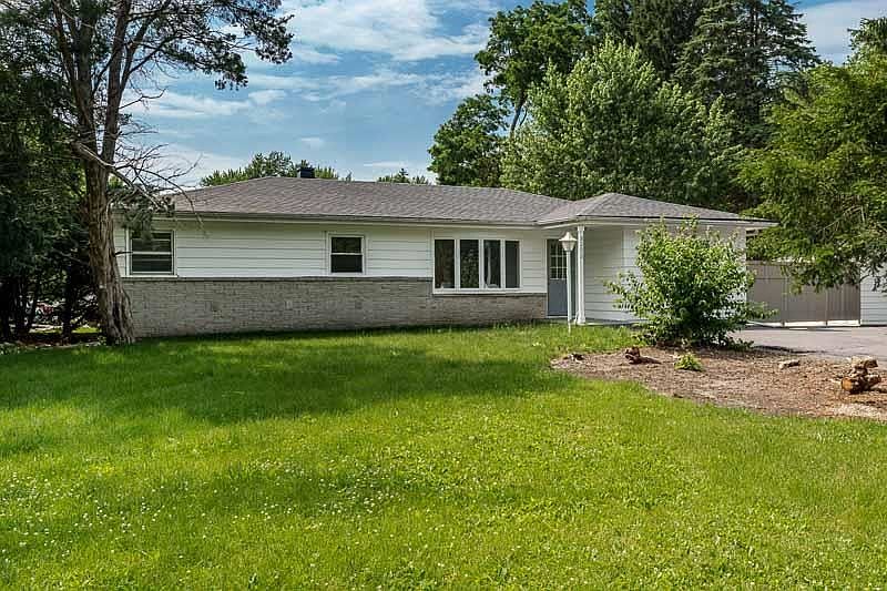 1st image of 8202 Bobolink Dr