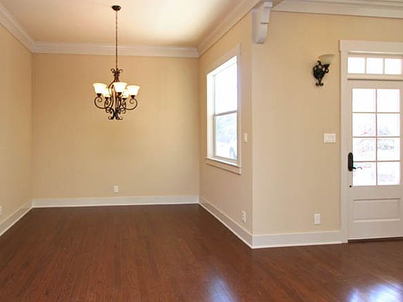 3rd image of 104 Village Park Dr