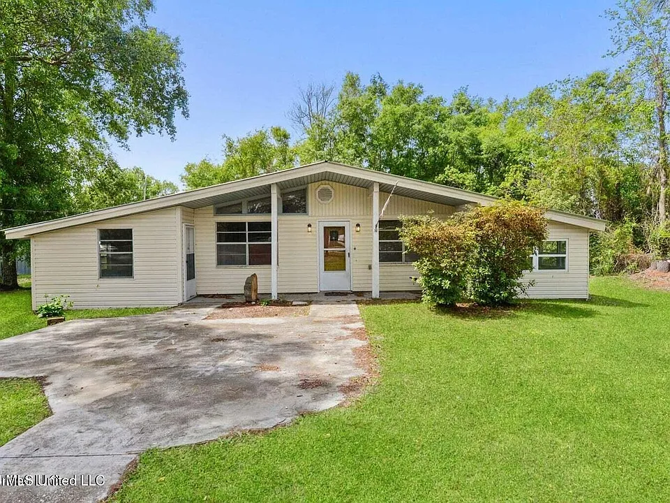 11213 Dobson Rd