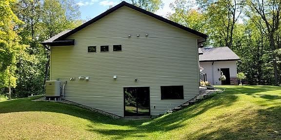 3rd image of 35302 530th Ave