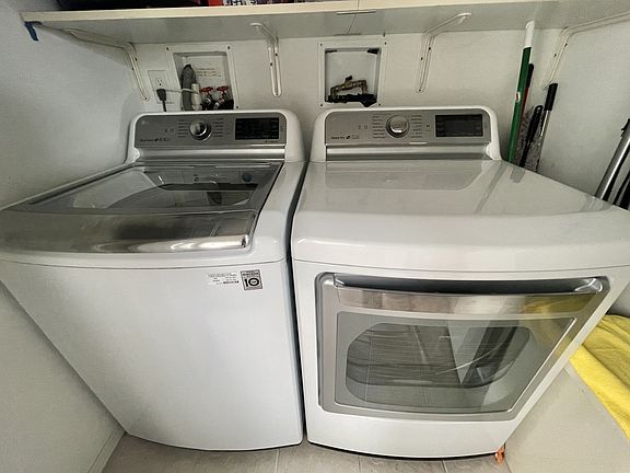 5th image of 6568 NW 35th Ave #I009