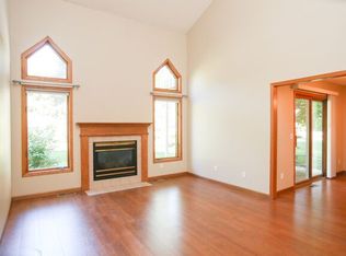 8728 Norway St NW, Coon Rapids, MN 55433