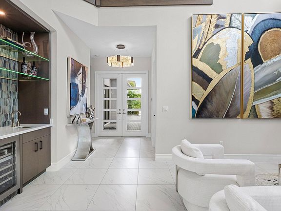 3rd image of 9022 CHAUVET Way