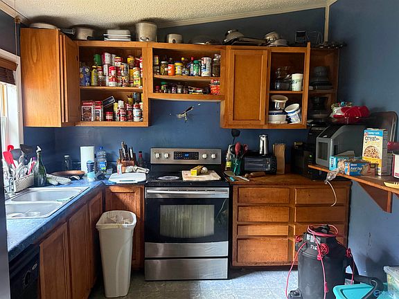 5th image of 102 Goodson Ln