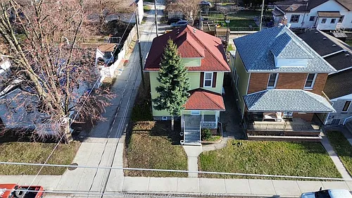 941 Cataraqui St Photo 1