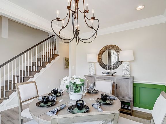 Charming dining room