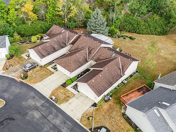3rd image of 1617 Longbow Ln
