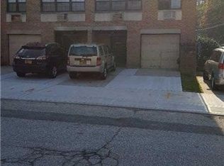 240-02 70th St #1-A, Douglaston, NY 11363