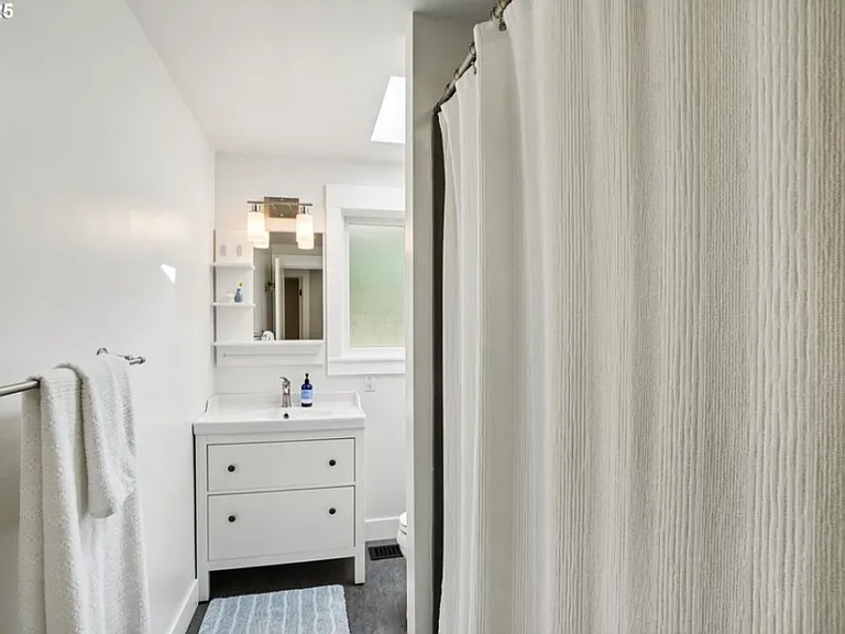 2400 Dillow Dr — Photo 8