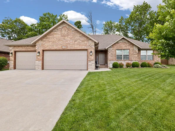 1206 W Denali Drive, Nixa, MO 65714