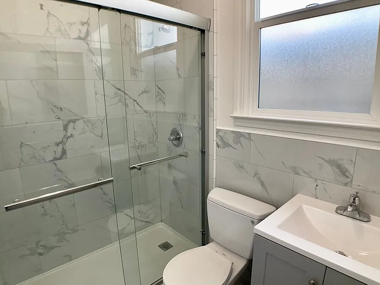 2760 Sutter St #304 — Photo 8