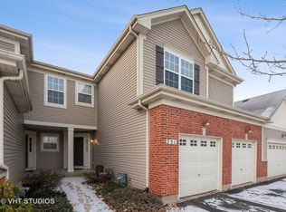 251 Dorset Ave, Oswego, IL 60543