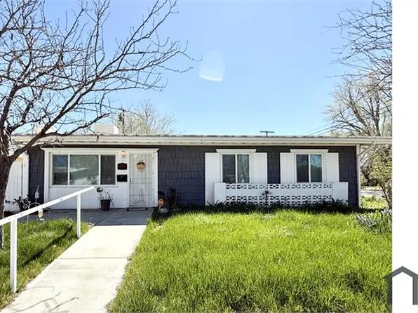 1046 W Avenue H2, Lancaster, CA 93534