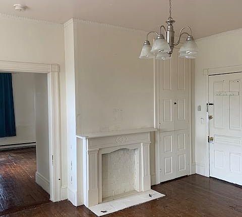 2nd image of 121 Washington Ave #B2