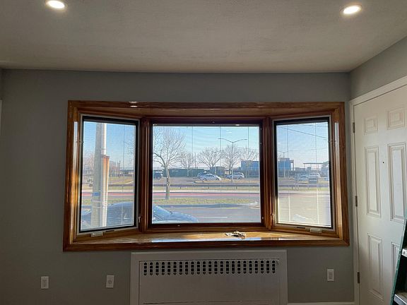 5th image of 237 Father Capodanno Blvd Floor 1