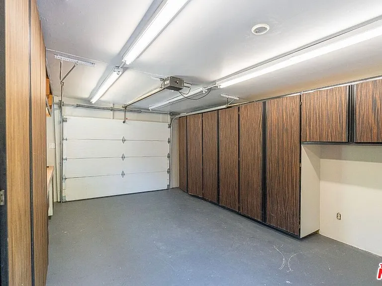 5715 Satsuma Ave — Photo 18