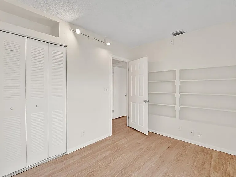 1313 Seaview — Photo 8