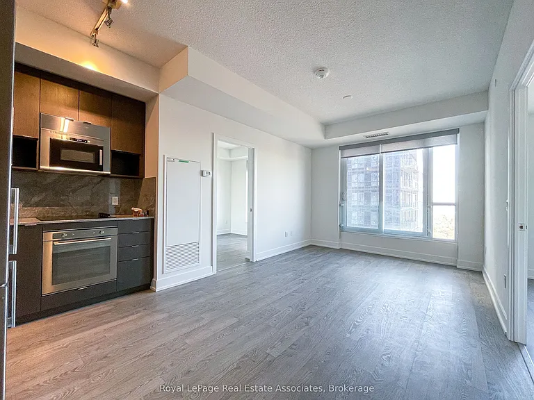 7 Mabelle Ave #3307 — Photo 1
