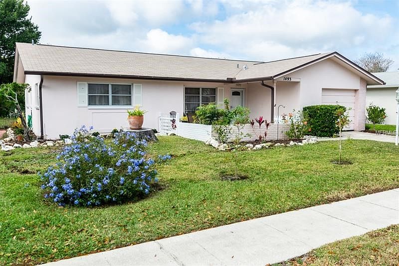 1493 Dundee Dr Palm Harbor 2/2/1