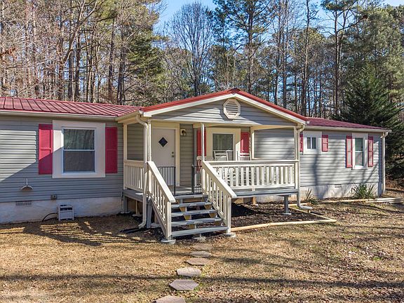 2nd image of 6 Cherokee Cir