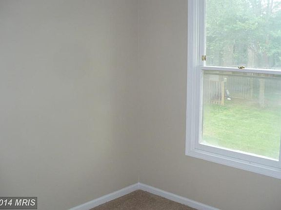 3rd image of 874 Quince Orchard Blvd APT 101