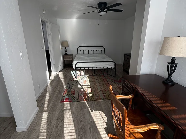 478 E Sycamore St #1 — Photo 10