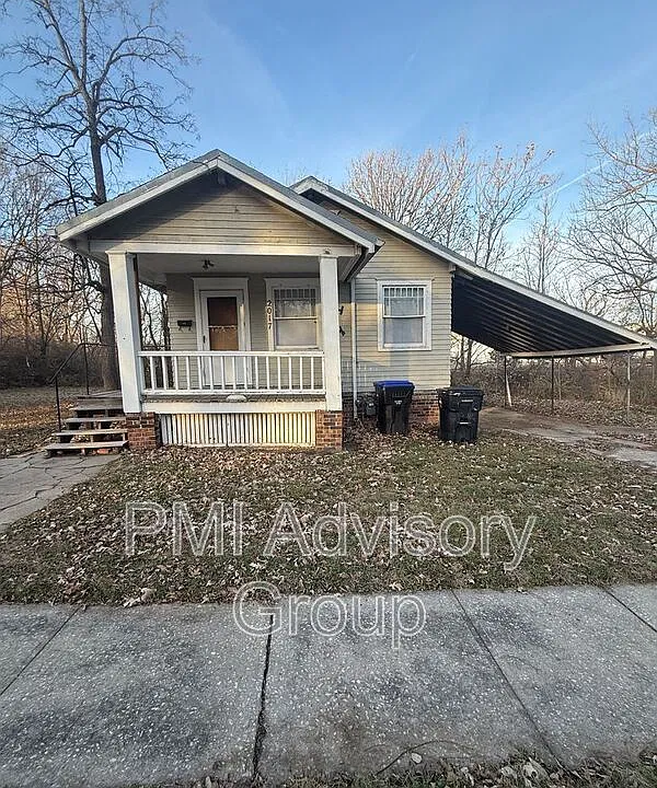 2017 SW Van Buren St