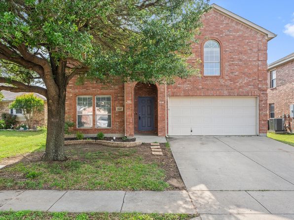 10449 Hideaway Trl, Fort Worth, TX 76131