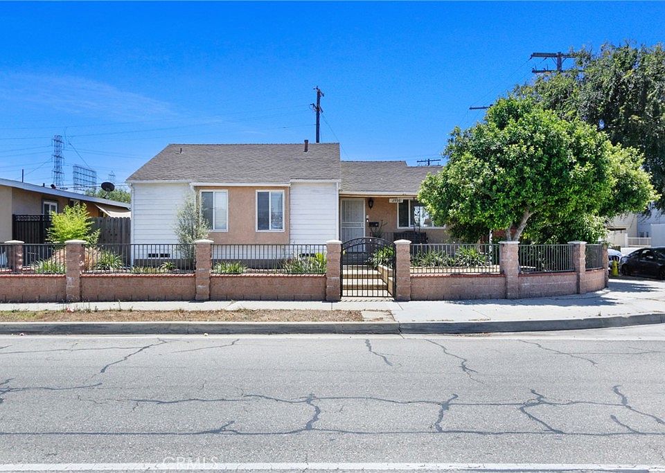 1st image of 2936 Artesia Blvd