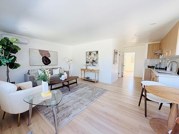3rd image of 5421 Loma Ave #A