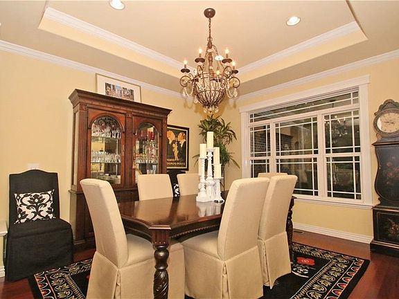 5th image of 17 Dornoch Ln