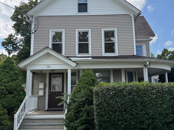 28 Davis Street # 2 Nd Floor, Danbury, CT 06810 – 2-bedroom rental in Danbury