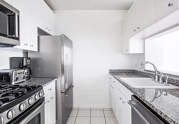 2nd image of 155 E 30th St #14E