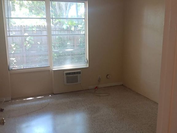 5th image of 5860 22nd Ave N APT 5