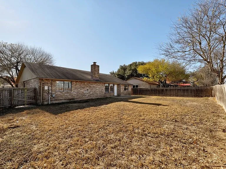 1214 Doonesbury Dr — Photo 25