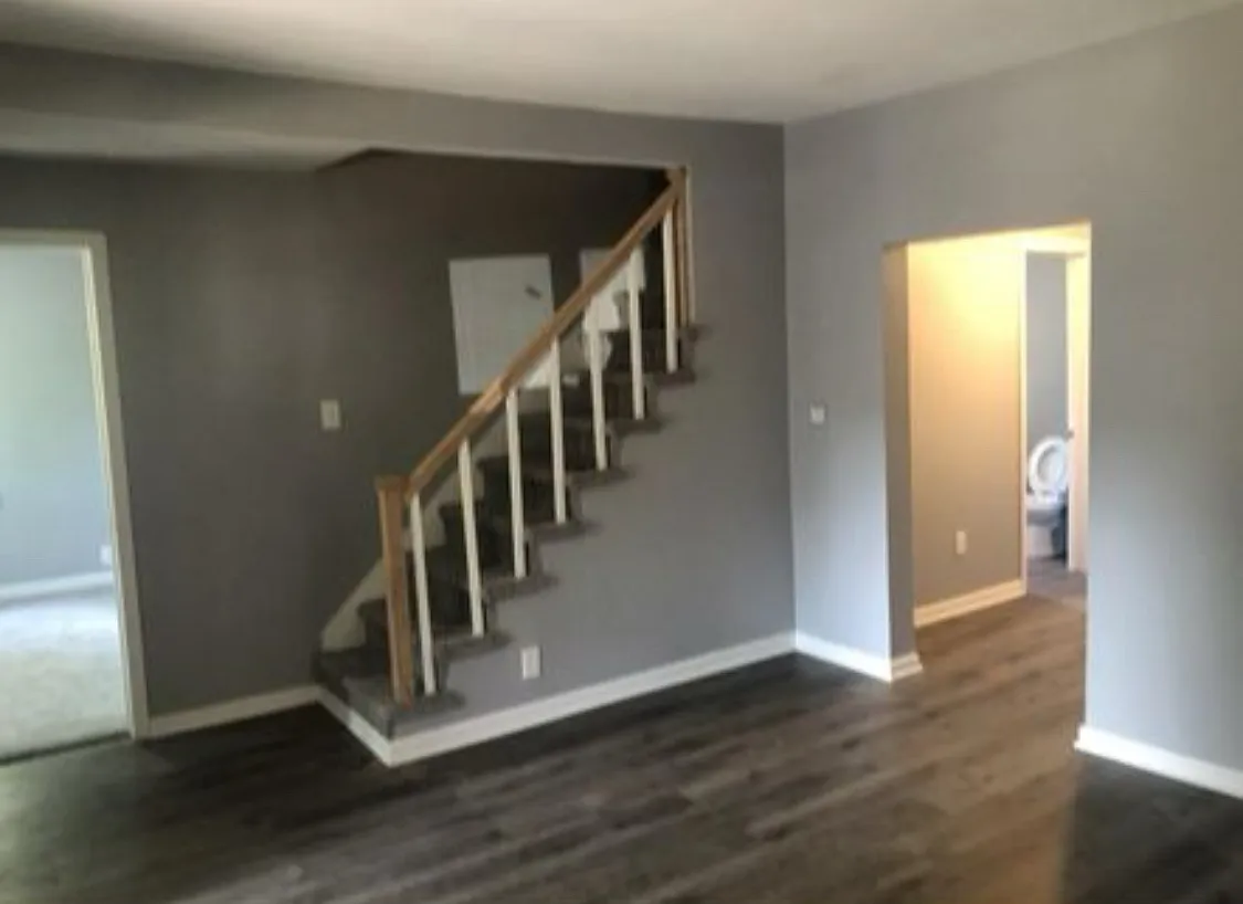 5052 Arbor Way — Photo 2